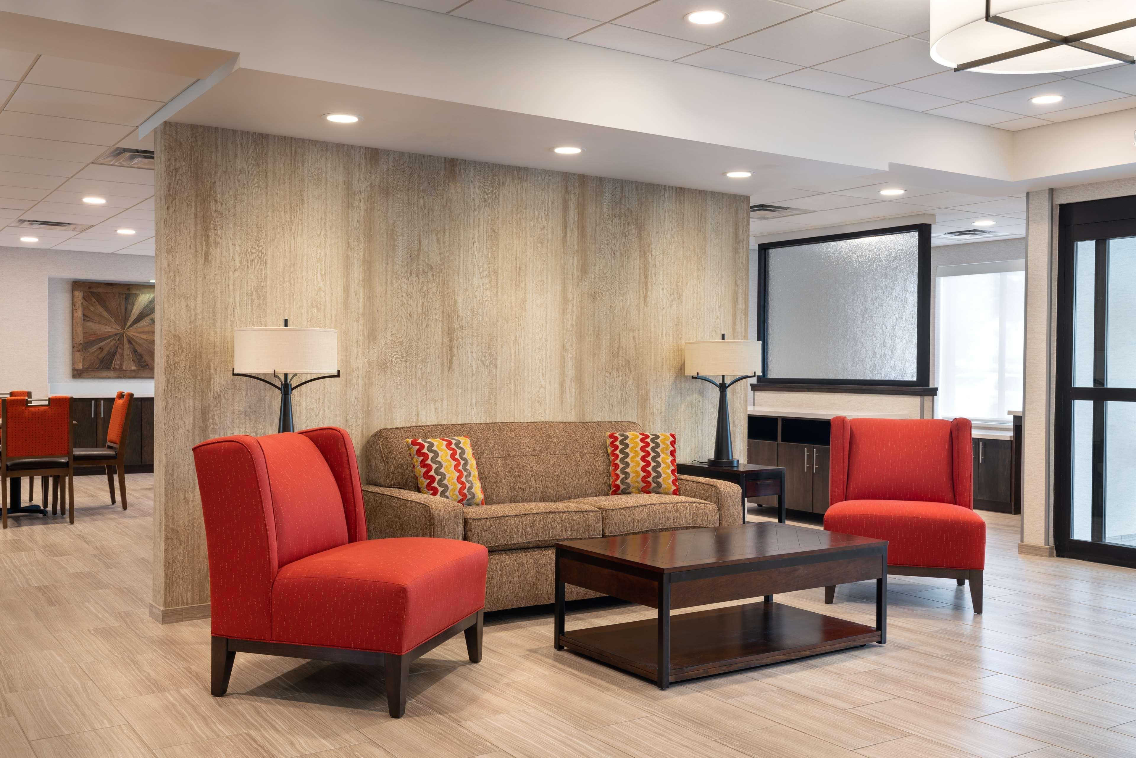 Days Inn & Suites By Wyndham Denver International Airport Екстер'єр фото