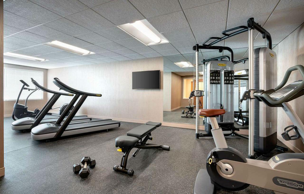 Days Inn & Suites By Wyndham Denver International Airport Екстер'єр фото